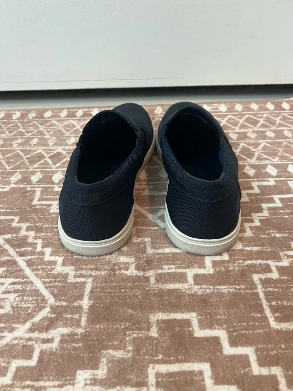Men’s Timberland Groveton Navy Slip-On Casual Loafers with White Sole Like New